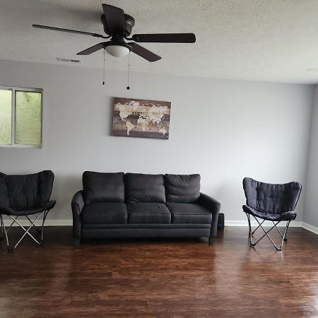 インディアナポリス5 Min From Downtown Indyアパートメント エクステリア 写真