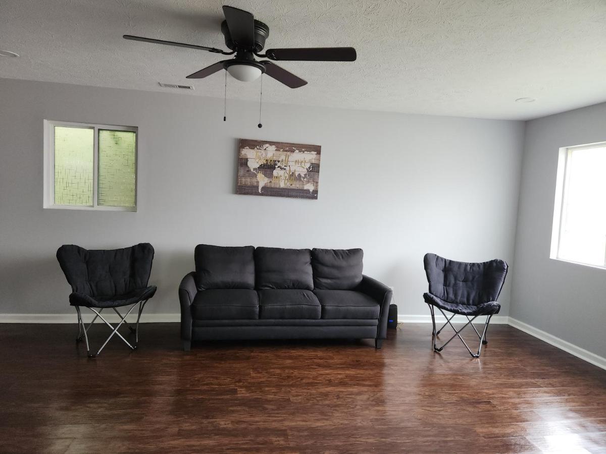 インディアナポリス5 Min From Downtown Indyアパートメント エクステリア 写真